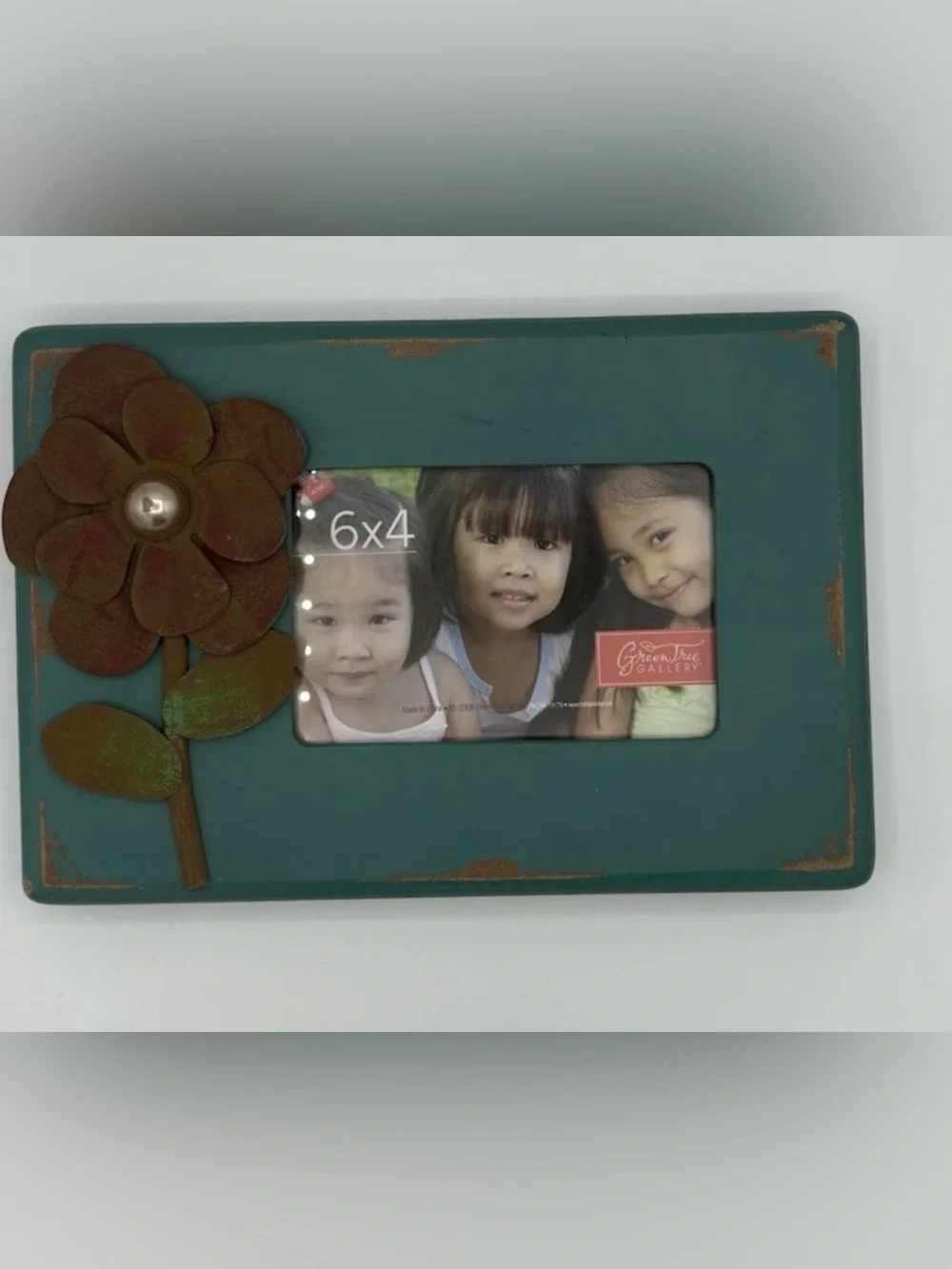 Green Tree Gallery Photo Frame Distressed Wood Metal Floral appliqué Rustic 6x4